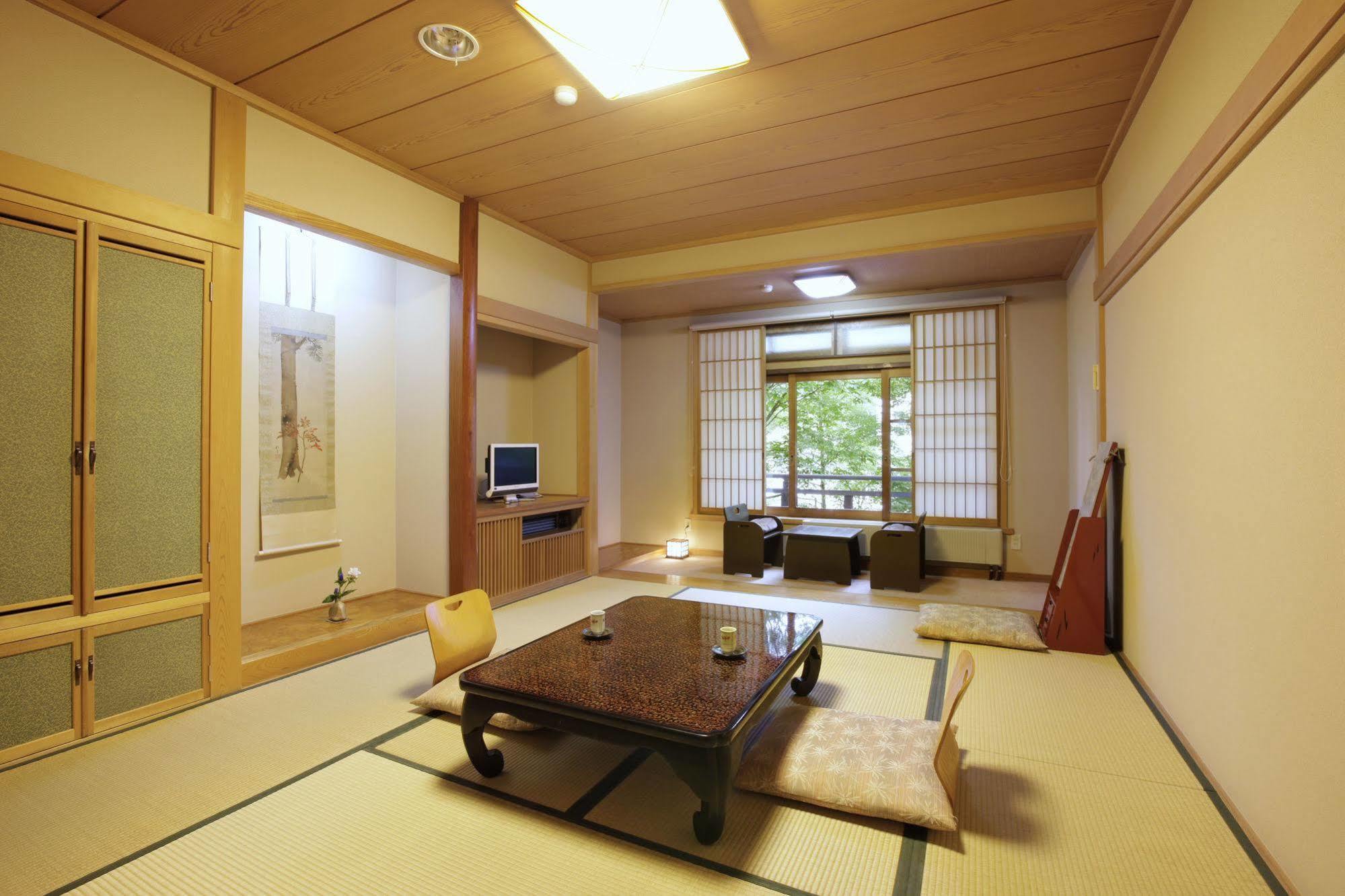 Kusatsu Onsen Kusatsu Hotel1913 Ryokan 4*